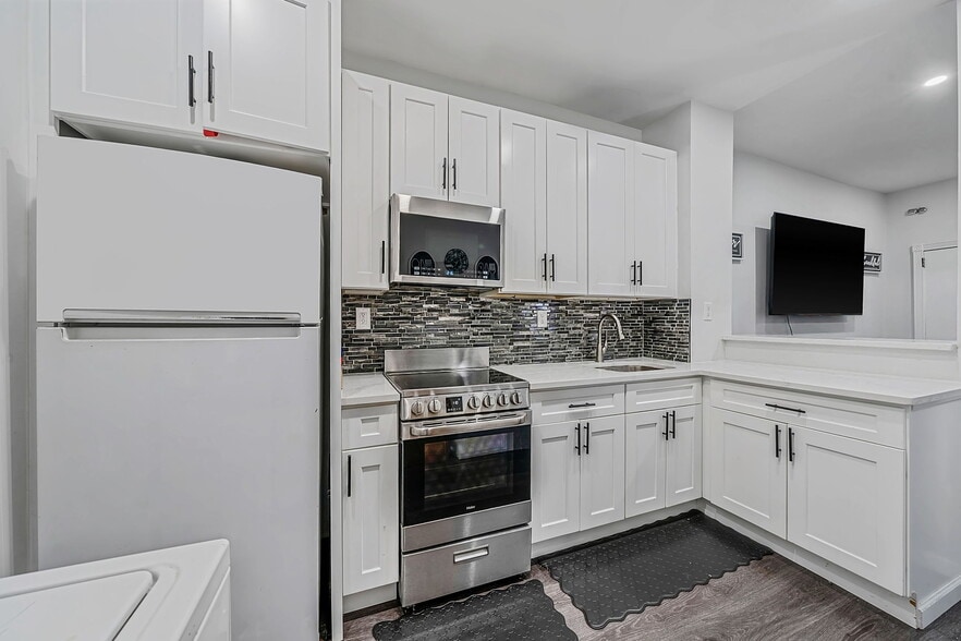 More Photos Of 688 New Lots Ave, Brooklyn Apartments For Sale