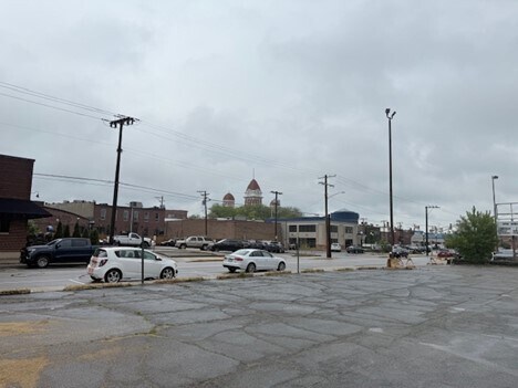 More Photos Of 218 S East St, Crown Point Freestanding For Sale