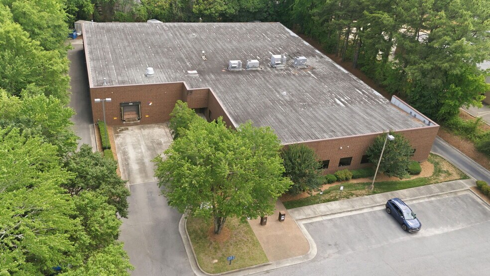 Primary Photo Of 2720 Discovery Dr, Raleigh Flex For Lease