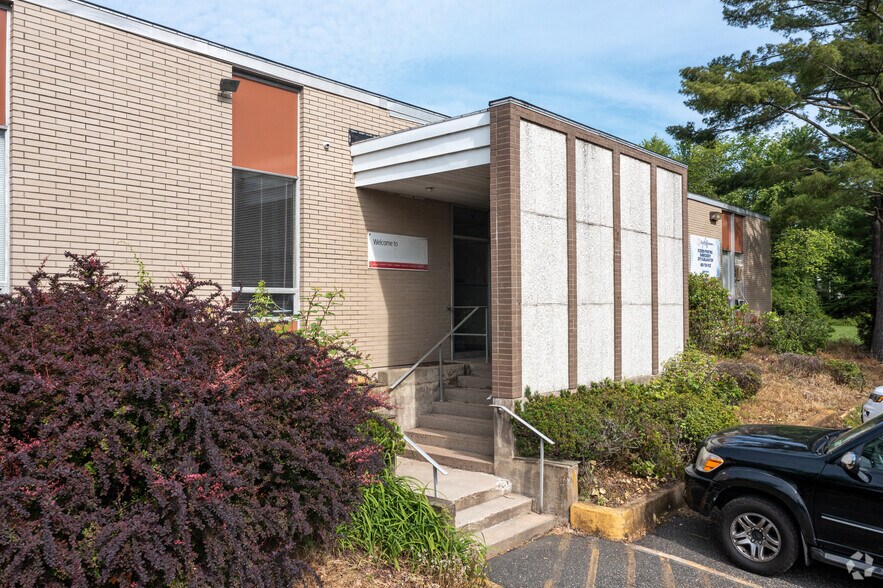 Primary Photo Of 524 Route 303, Orangeburg Manufacturing For Sale