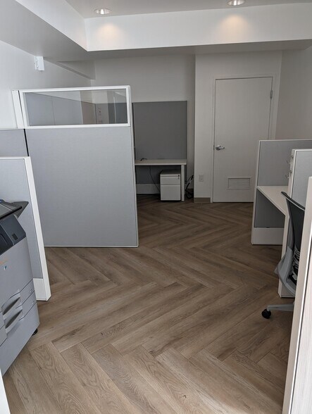 More Photos Of 1057 Gayley Ave, Los Angeles Medical For Lease