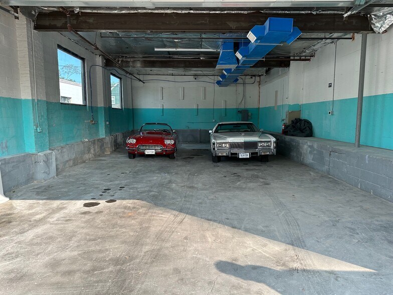 More Photos Of 26 Fitch St, Norwalk Warehouse For Lease