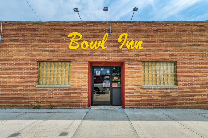 116 Main Ave N, Bagley, MN 56621 General Retail For Sale