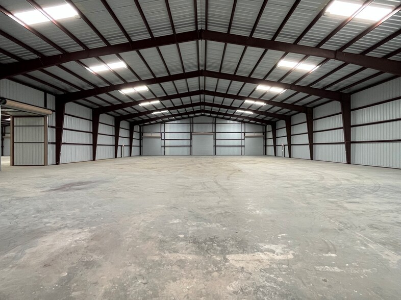 More Photos Of 8520 E Hwy 67, Alvarado Unknown For Lease