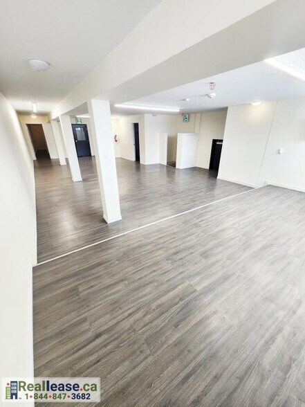 Primary Photo Of 138 Main St W, Shelburne Storefront Retail Residential For Lease