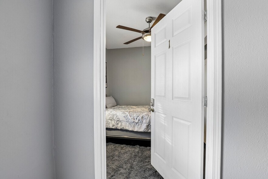 More Photos Of 421 Howard St, San Antonio Hospitality For Sale