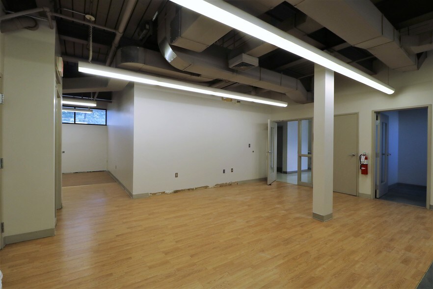 More Photos Of 620 State Rt 3 W, Clifton Medical For Sale