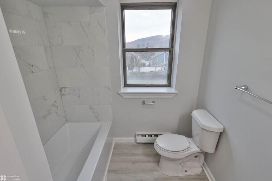 More Photos Of 353 Broad St, Emmaus Apartments For Sale