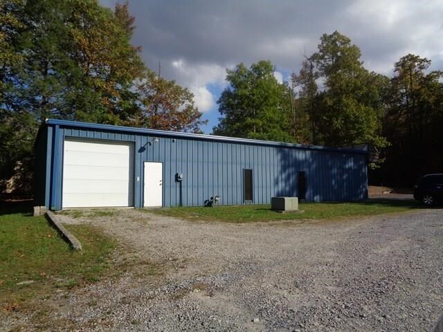 More Photos Of 360 Industrial Park Rd, Glen Morgan Light Distribution For Sale