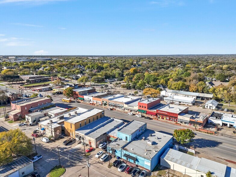 More Photos Of 130 N Main St, Mansfield Storefront Retail Office For Sale
