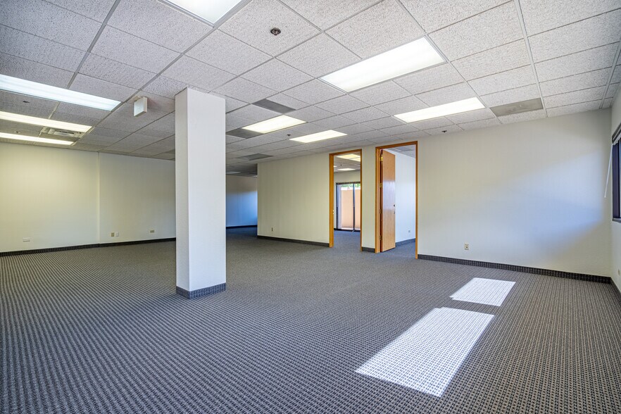 More Photos Of 3839 N 3rd St, Phoenix Office For Lease