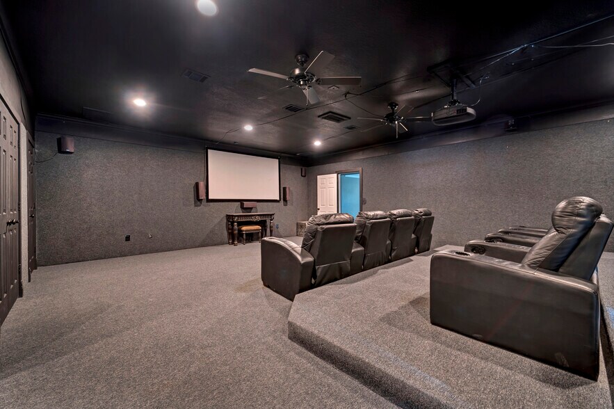 More Photos Of 5607 Sapp Rd, Conroe Lodge Meeting Hall For Sale