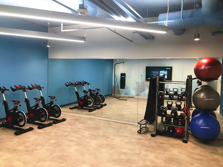 More Photos Of 3800 American Blvd W, Bloomington Coworking Space