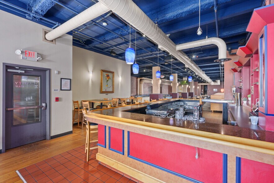 More Photos Of 812-814 W Hamilton St, Allentown Loft Creative Space For Sale