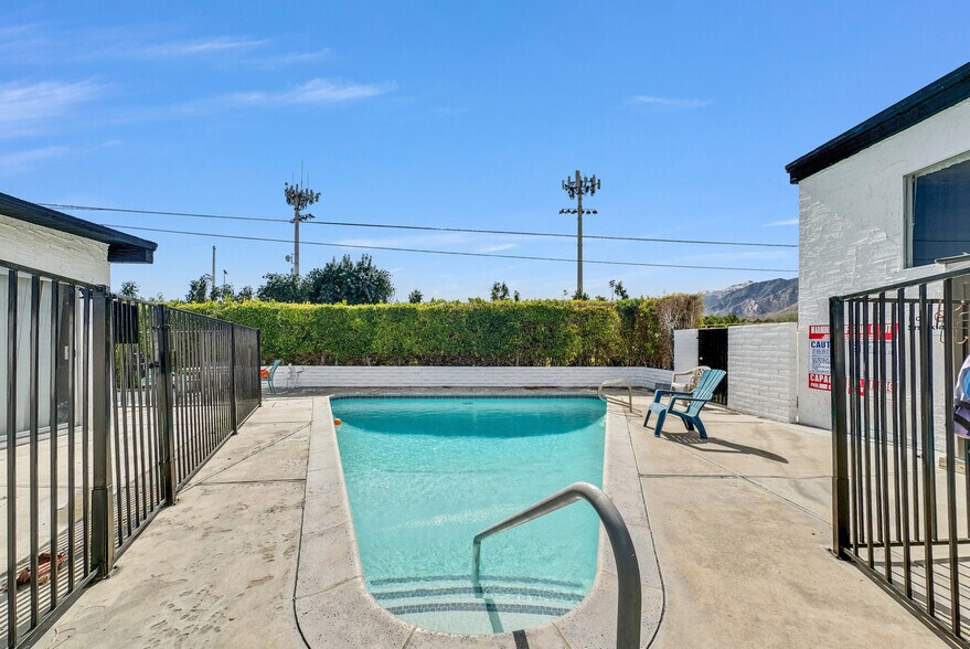 More Photos Of 1900 E Baristo Rd, Palm Springs Apartments For Sale