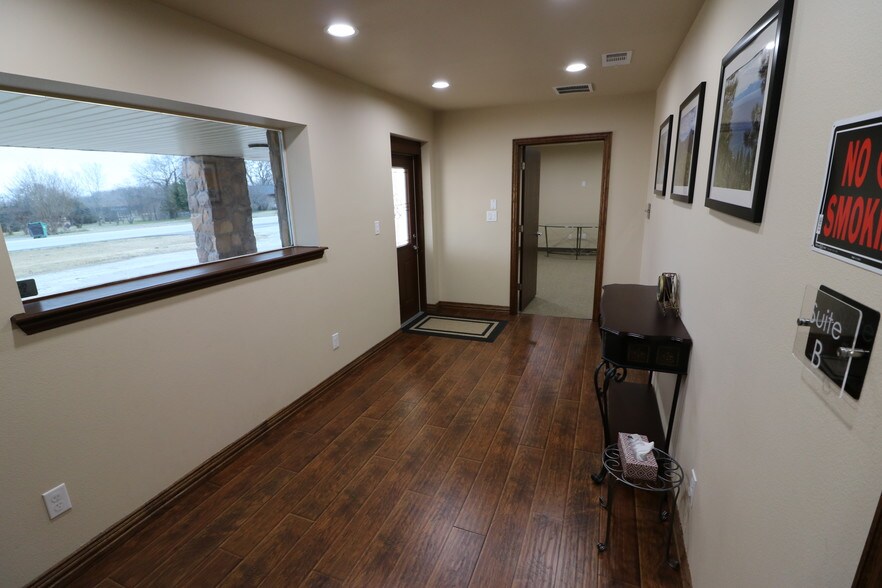 More Photos Of 105 New Hope Rd E, McKinney Freestanding For Lease