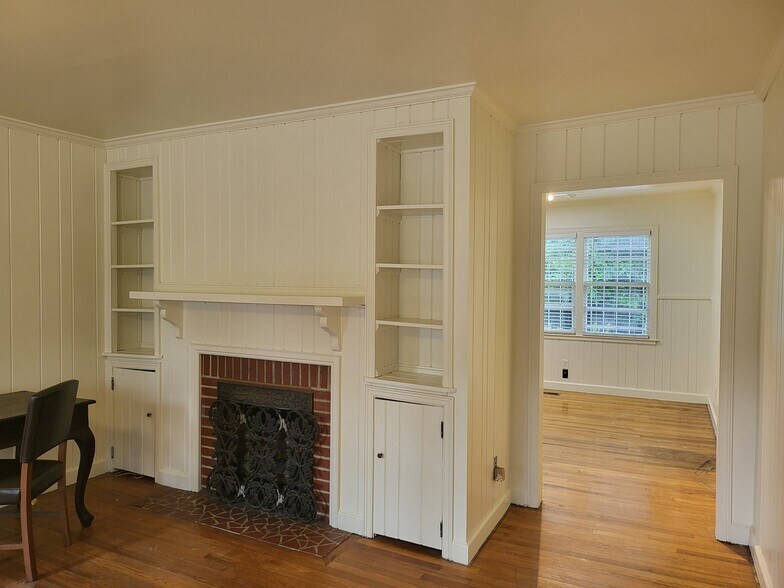 More Photos Of 1305 Dawson Rd, Albany Storefront Retail Office For Sale