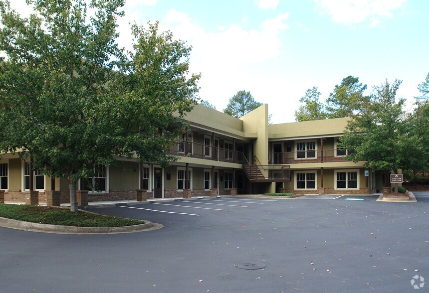 More Photos Of 11080 Old Roswell Rd, Alpharetta Loft Creative Space For Lease
