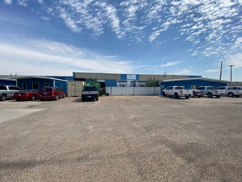 More Photos Of 3710 Kermit Hwy, Odessa Warehouse For Lease