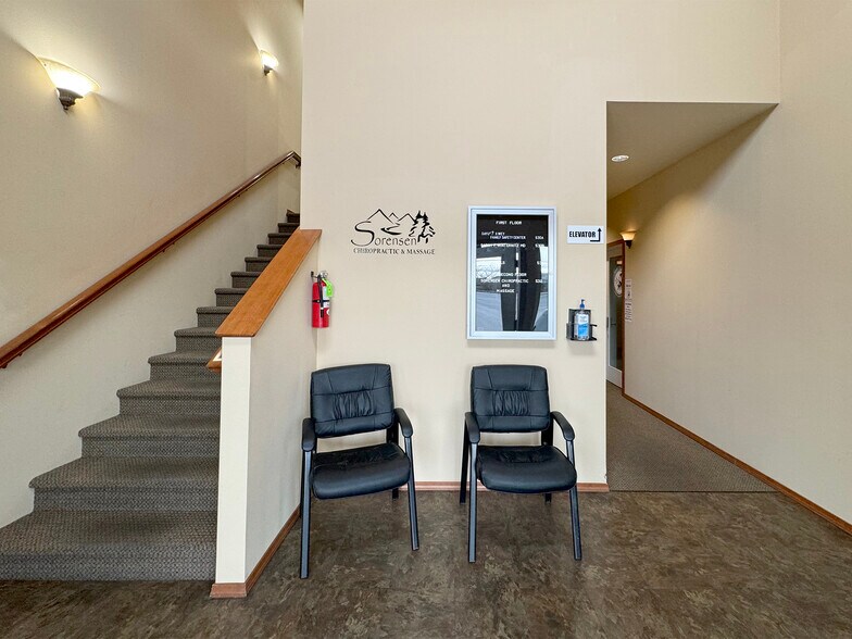 More Photos Of 534 N 5th Ave, Sequim Medical For Lease