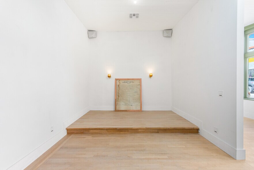 More Photos Of 78 Main St, Bisbee Restaurant For Sale