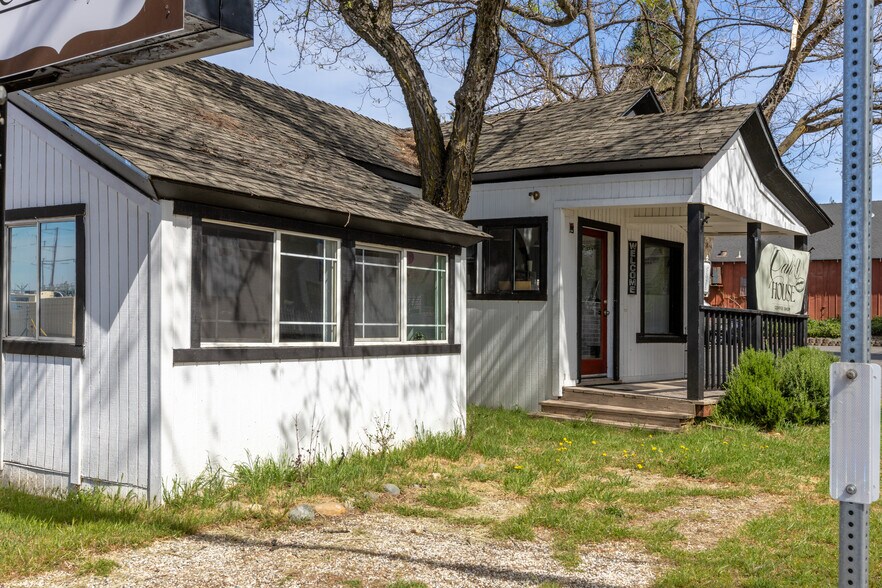 More Photos Of 4083 Carson Rd, Camino Restaurant For Sale