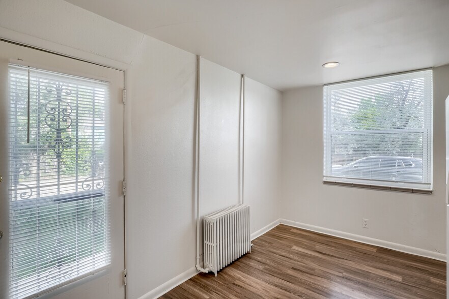 More Photos Of 493-495 Fulton St, Aurora Apartments For Sale
