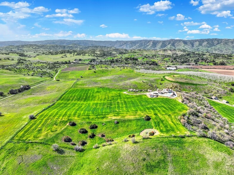 More Photos Of 8560 Holmes Ln, Winters Specialty For Sale