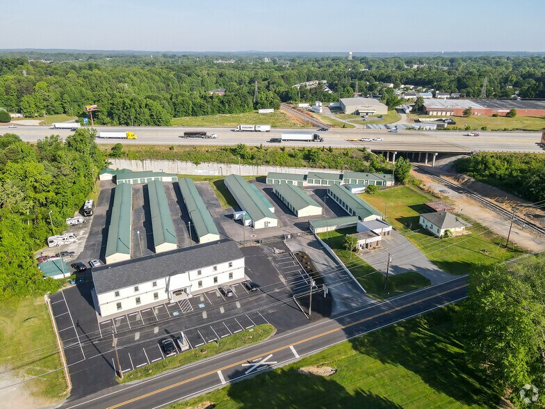 More Photos Of 1121 Old Concord Rd, Salisbury Office For Lease