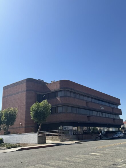 More Photos Of 223 N Garfield Ave, Monterey Park Medical For Sale