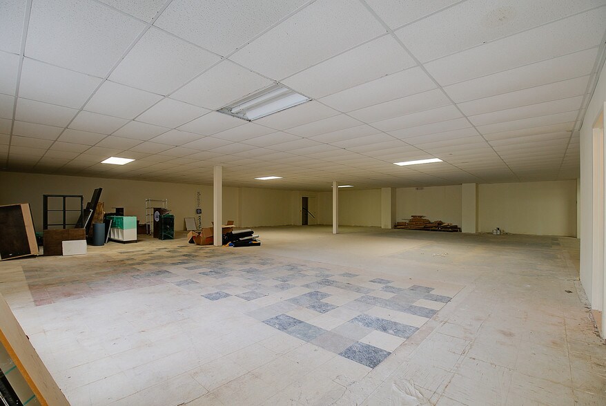 More Photos Of 389 Dover Chester Rd, Randolph Storefront Retail Office For Lease