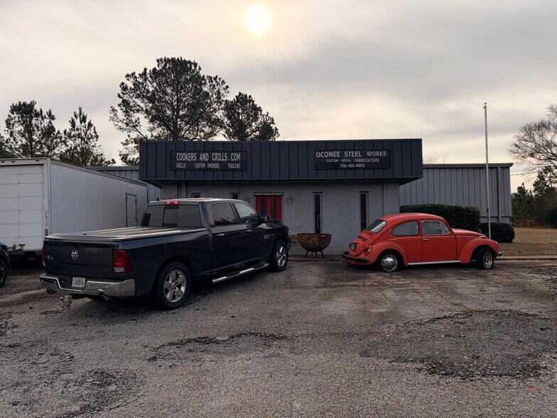 More Photos Of 4481 Lamb Ave, Union Point Warehouse For Sale