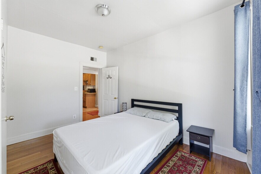 More Photos Of 2263 12th St NW, Washington Storefront Retail Residential For Sale