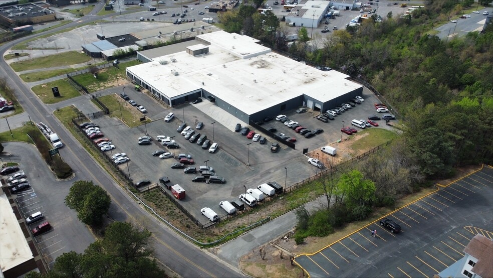 More Photos Of 190 Vulcan Rd, Birmingham Auto Dealership For Sale