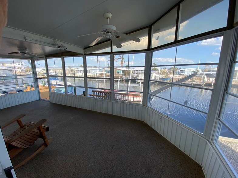 More Photos Of 3096 Skipper Ln, Saint James City Marina For Sale
