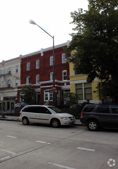 More Photos Of 1706 R St NW, Washington Office Residential For Sale