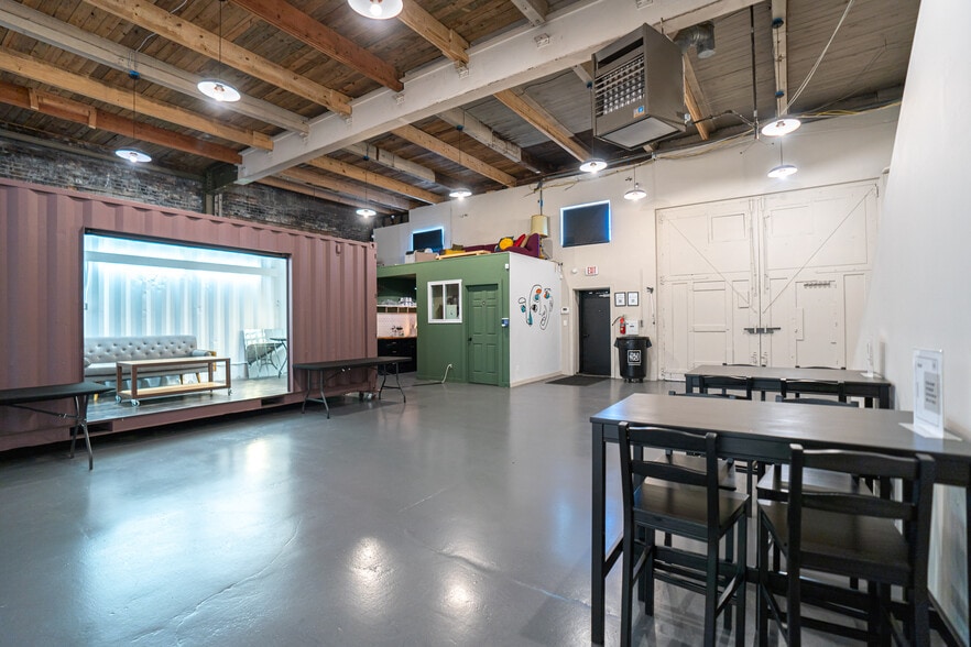 More Photos Of 2831 E Grand Blvd, Detroit Warehouse For Sale