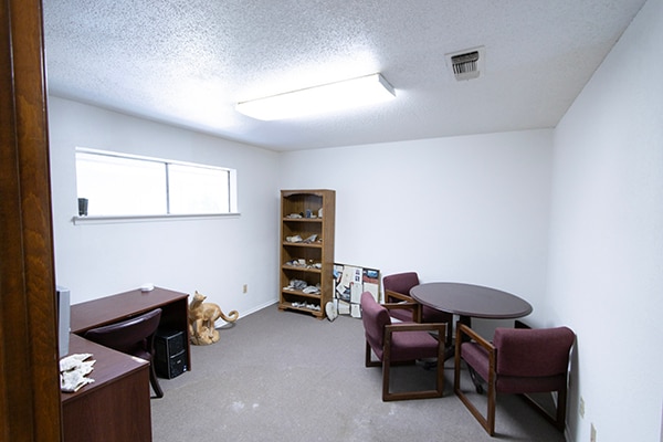 More Photos Of 1501 Southeast Pky, Azle Office For Sale