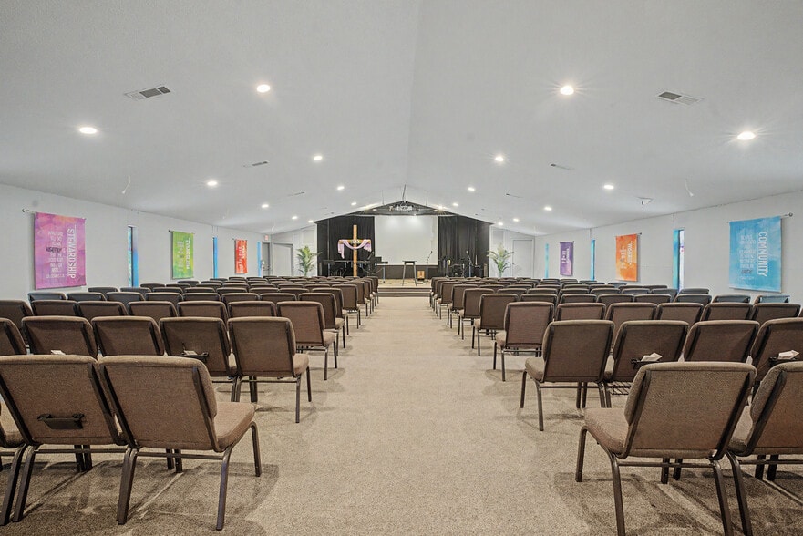 More Photos Of 2111 Skyline Dr, Mesquite Religious Facility For Sale