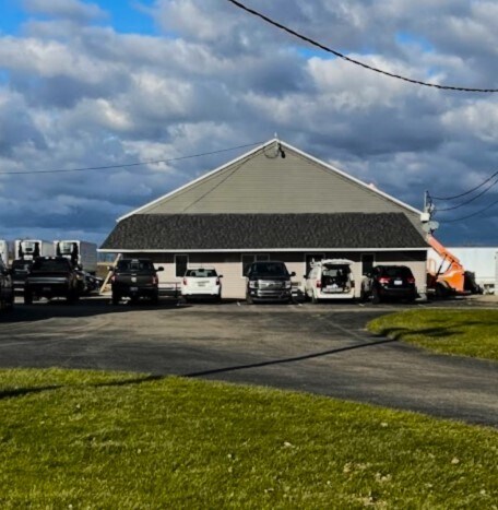 More Photos Of 5717 138th Ave, Holland Distribution For Lease