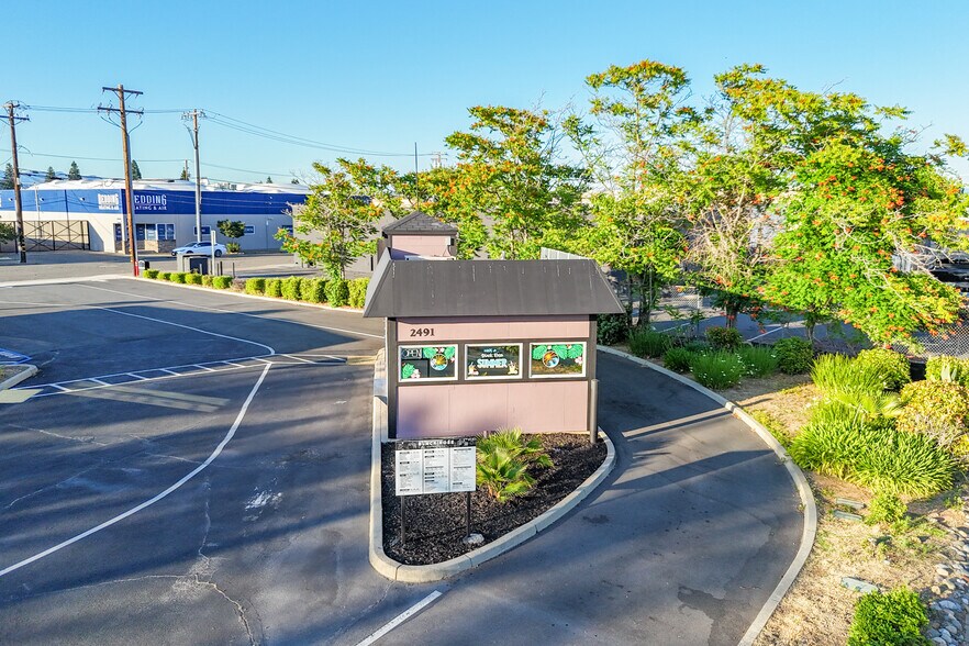 More Photos Of 2405 Hilltop Dr, Redding Medical For Sale