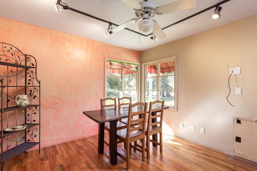 More Photos Of 69 W Carmel Valley Rd, Carmel Valley Freestanding For Sale