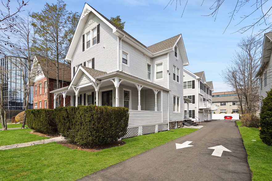 More Photos Of 24 Hoyt St, Stamford Apartments For Sale