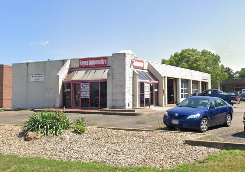 More Photos Of 3730 W Tuscarawas St, Canton Auto Repair For Sale