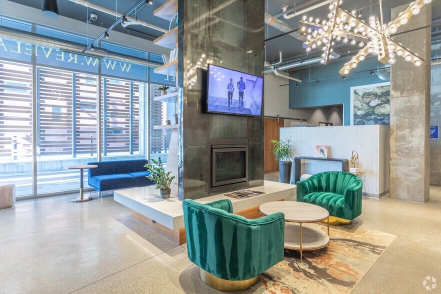 More Photos Of 1300 W Lake St, Minneapolis Apartments For Lease