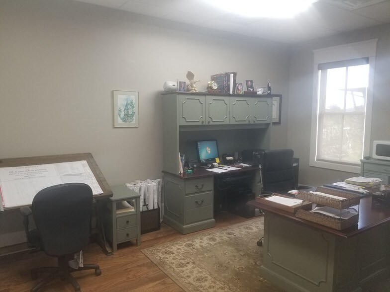 More Photos Of 2050 W County Highway 30A, Santa Rosa Beach Loft Creative Space For Sale