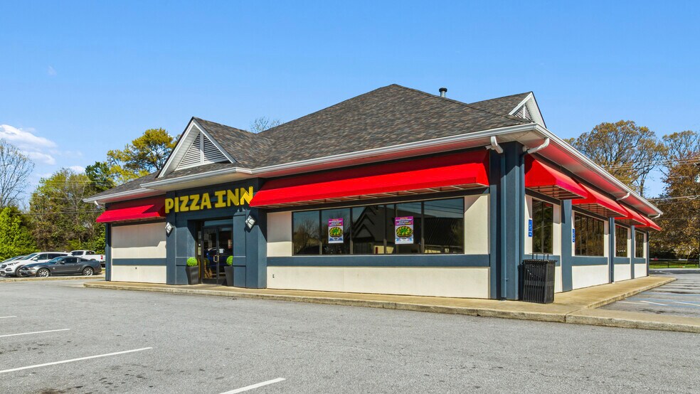 More Photos Of 2001 Woodruff Rd, Greenville Land For Lease