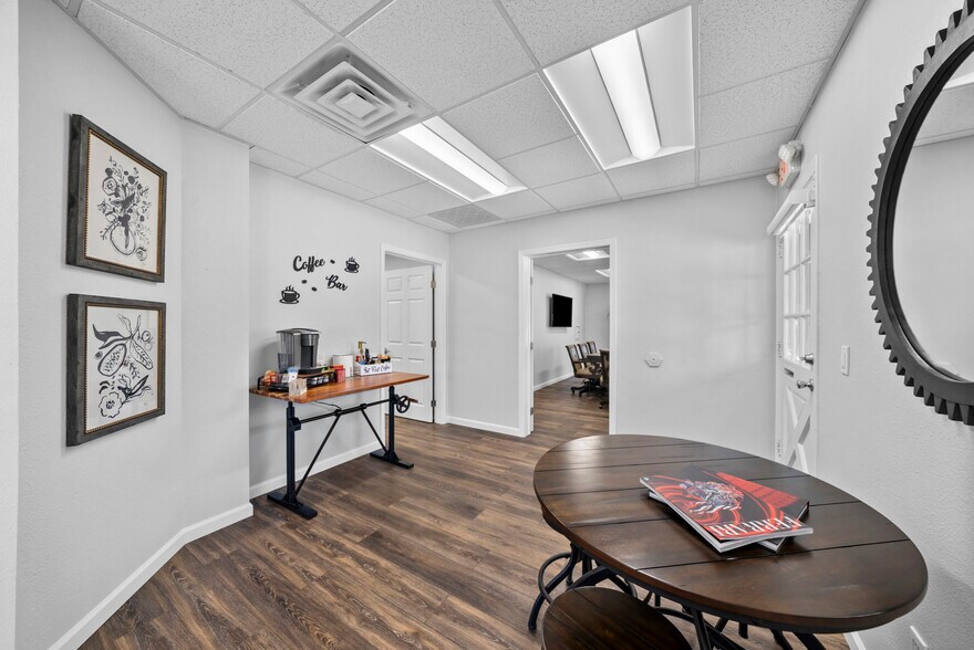 More Photos Of 1392 Tavern Rd, Alpine Freestanding For Sale