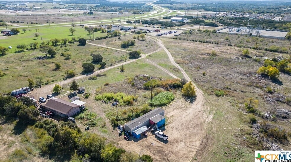 More Photos Of 6111 & 6301 S Fort Hood St, Killeen Office For Sale