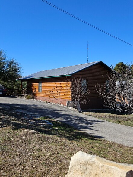 More Photos Of 40930 FM 3159, Canyon Lake Manufactured Housing Mobile Home Park For Sale